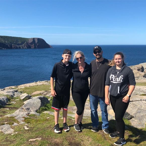 Meet your Posher, Aislinn - Picture 1 of 1